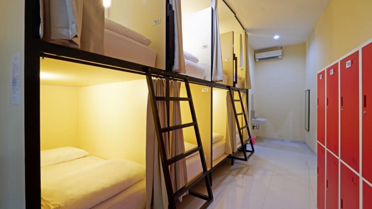 V Canggu Dormitory Exterior foto